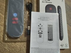 Telecomanda air mouse cu functie de tastatura si mouse